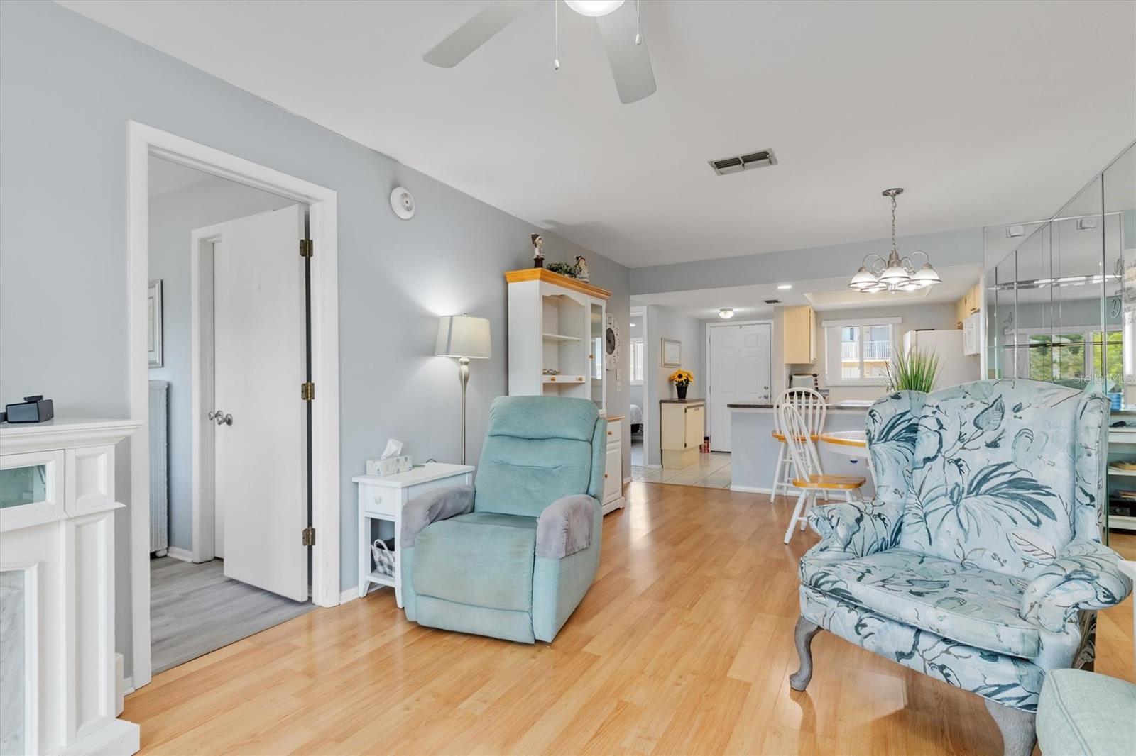 Image 9 of 47 For 25275 Rampart Boulevard 1504