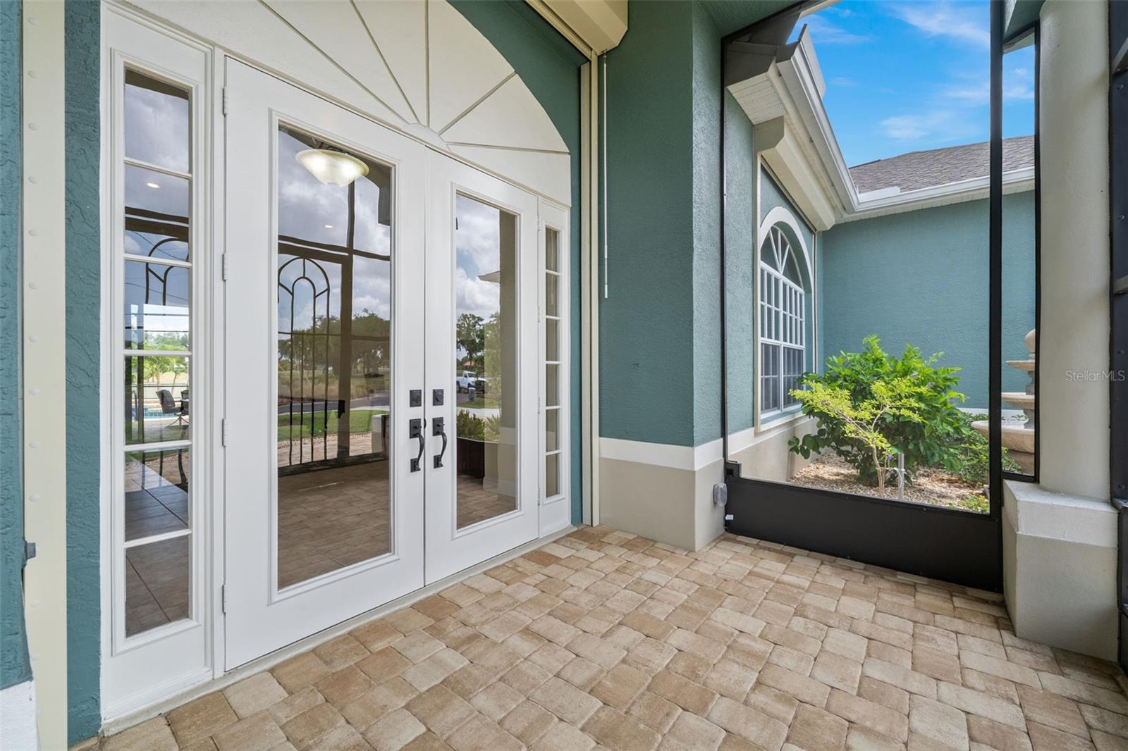 Image 10 of 49 For 1582 28th Avenue