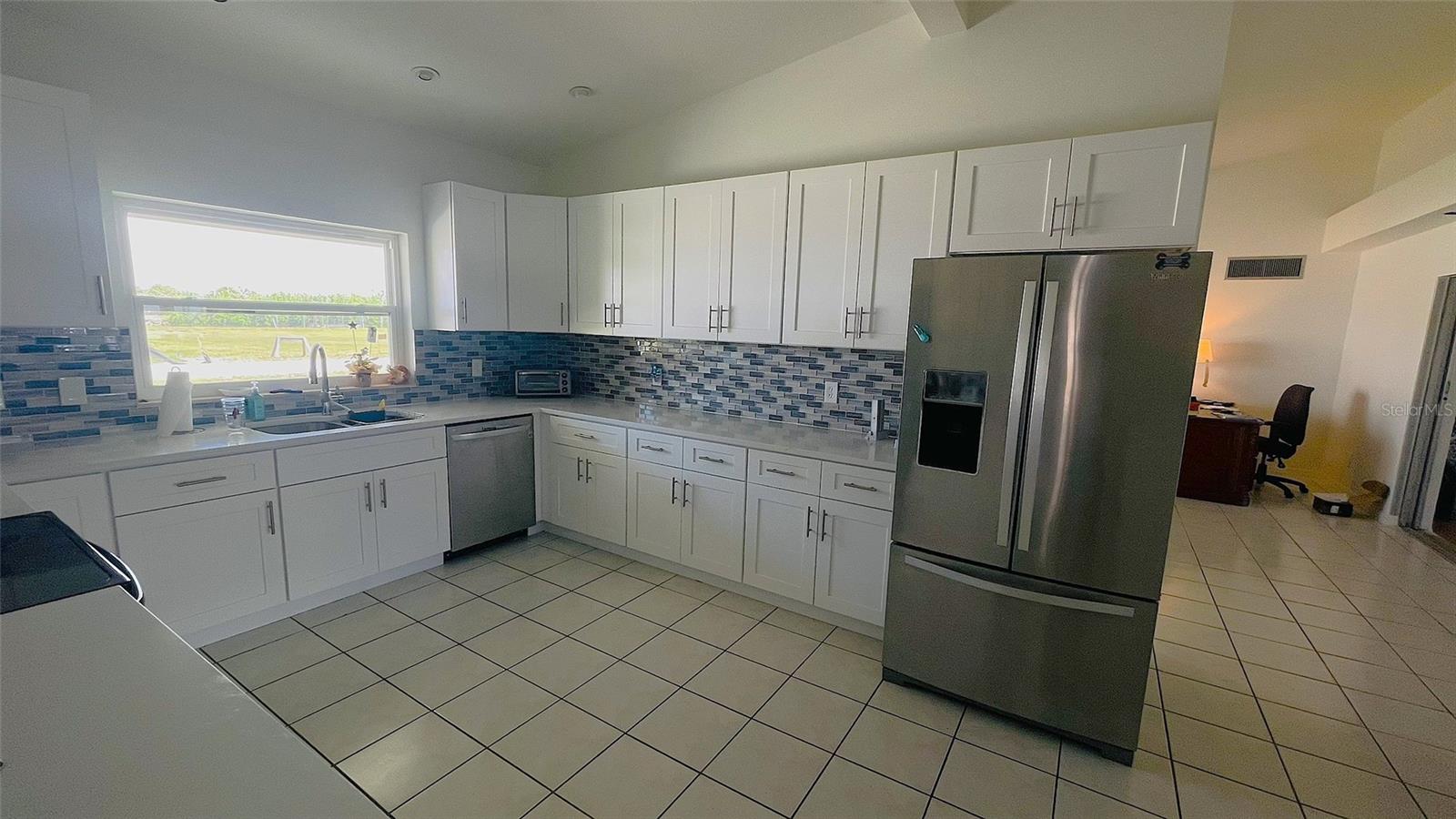 Image 10 of 53 For 24239 Yacht Club Boulevard