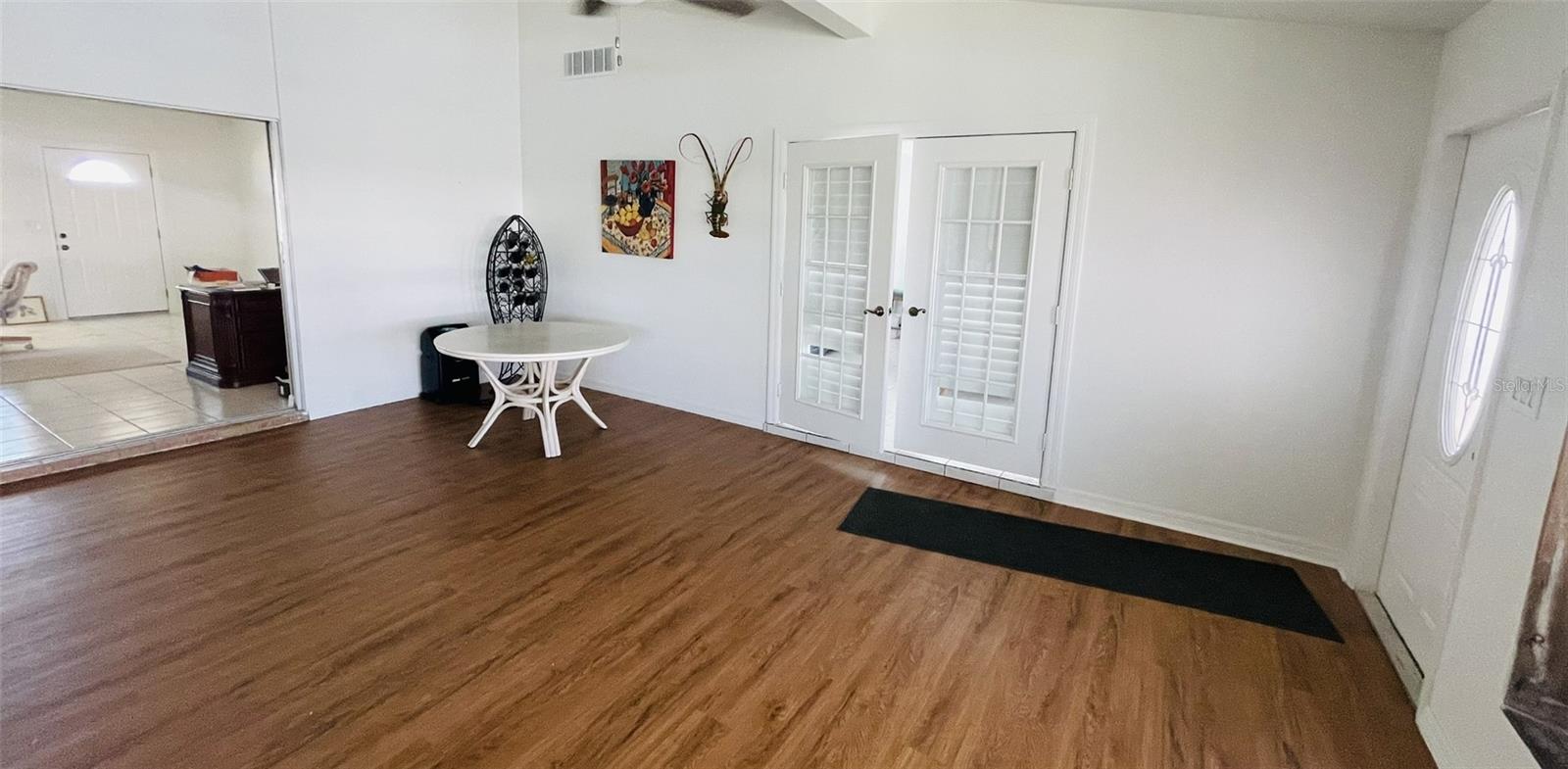 Image 17 of 53 For 24239 Yacht Club Boulevard