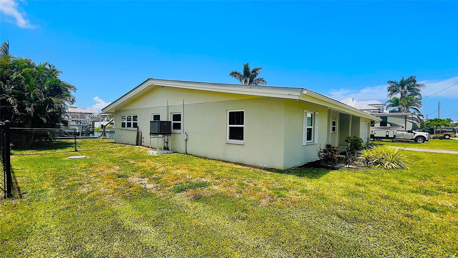 Image 32 of 53 For 24239 Yacht Club Boulevard