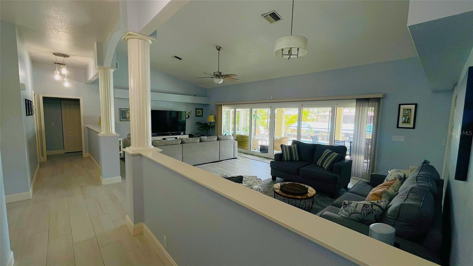Image 42 of 99 For 2399 Bendway Drive