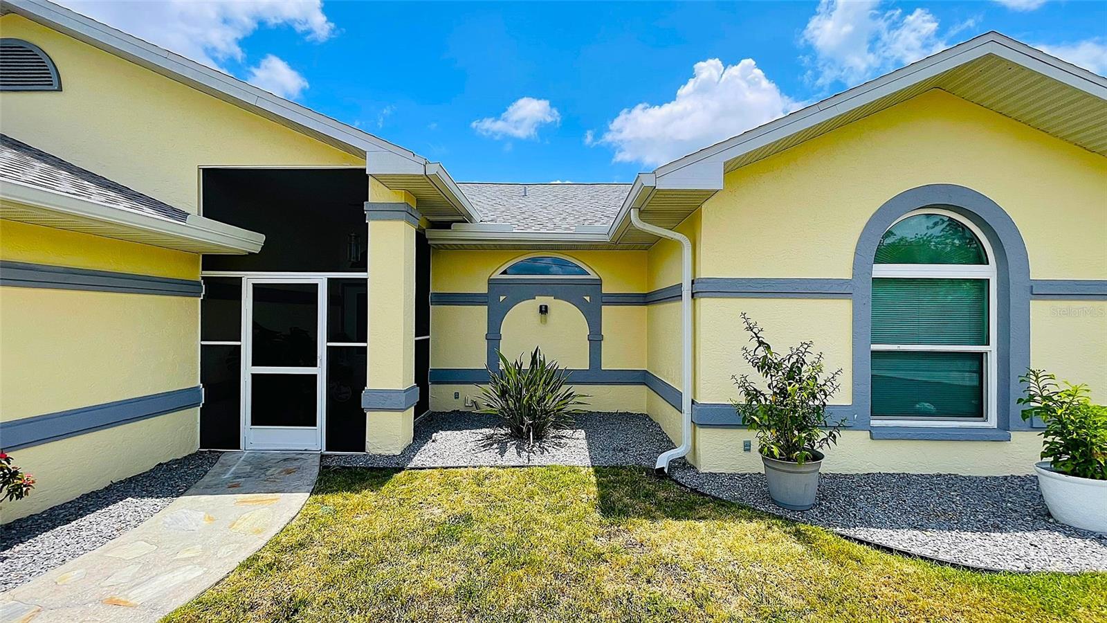 Image 7 of 99 For 2399 Bendway Drive