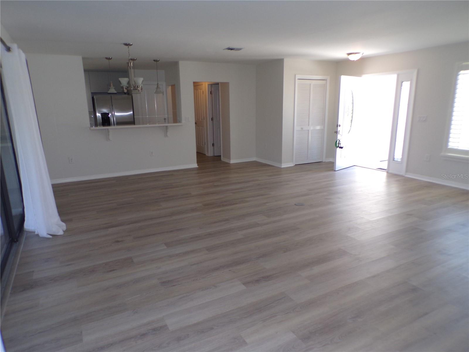 Image 18 of 48 For 437 Monaco Drive