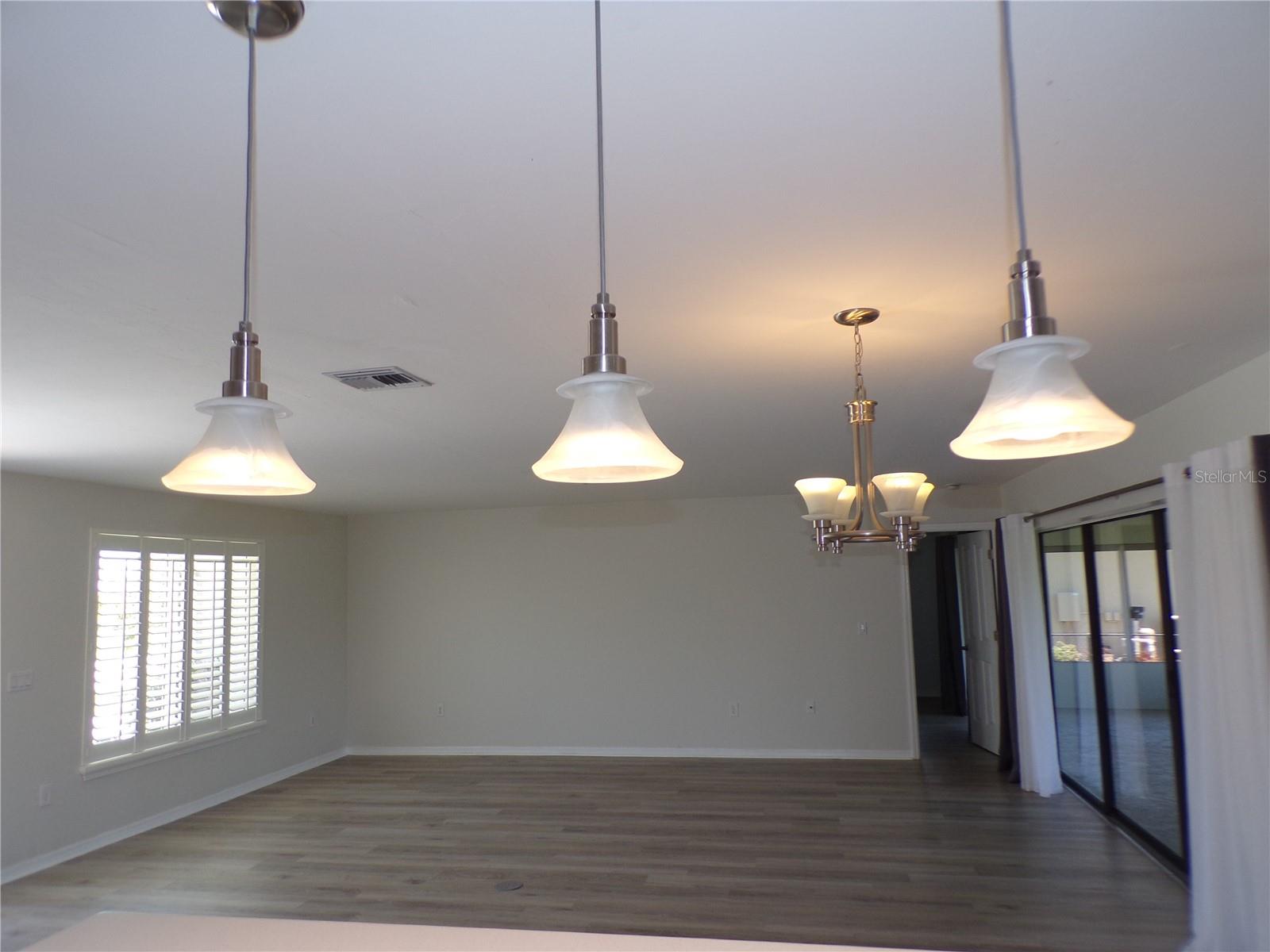 Image 31 of 48 For 437 Monaco Drive