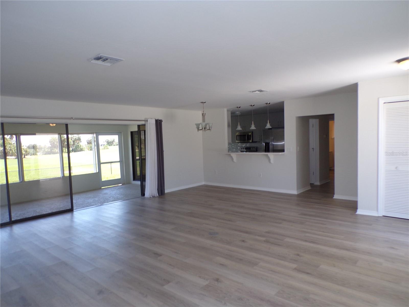 Image 9 of 48 For 437 Monaco Drive
