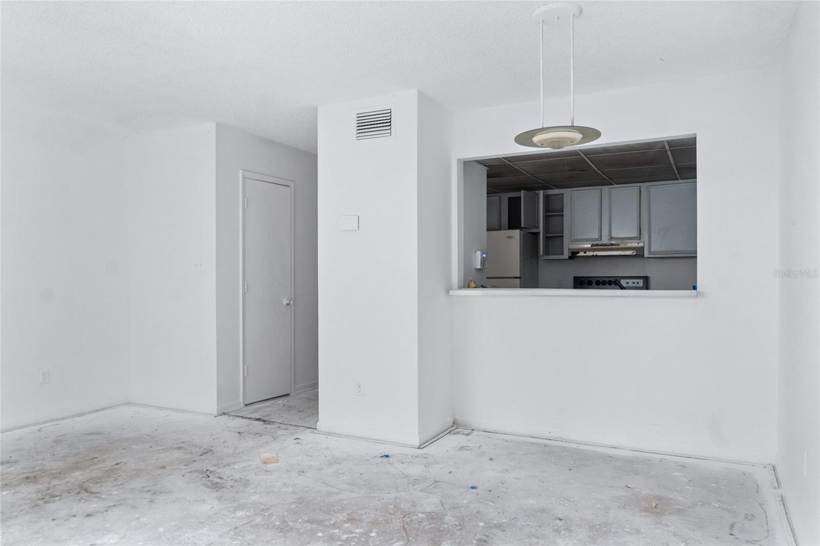 Image 7 of 23 For 1515 Paul Russell Rd  #64