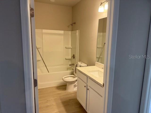 Image 14 of 16 For 207 Baytree Drive