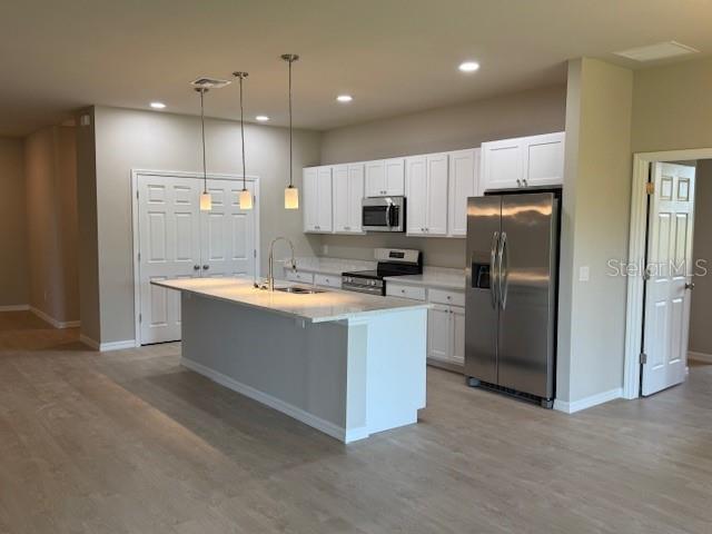 Image 5 of 16 For 207 Baytree Drive
