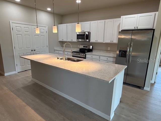 Image 7 of 16 For 207 Baytree Drive
