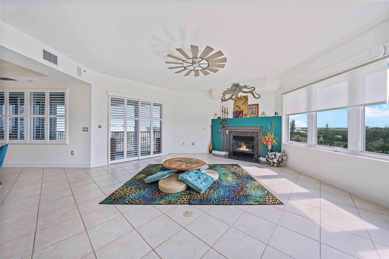 Image 13 of 46 For 2590 Beach Road 5