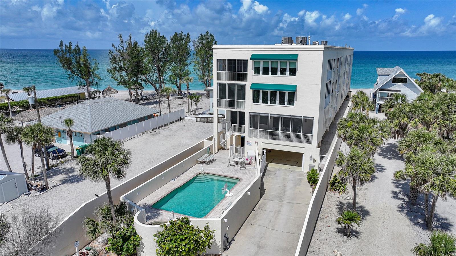 Image 34 of 46 For 2590 Beach Road 5