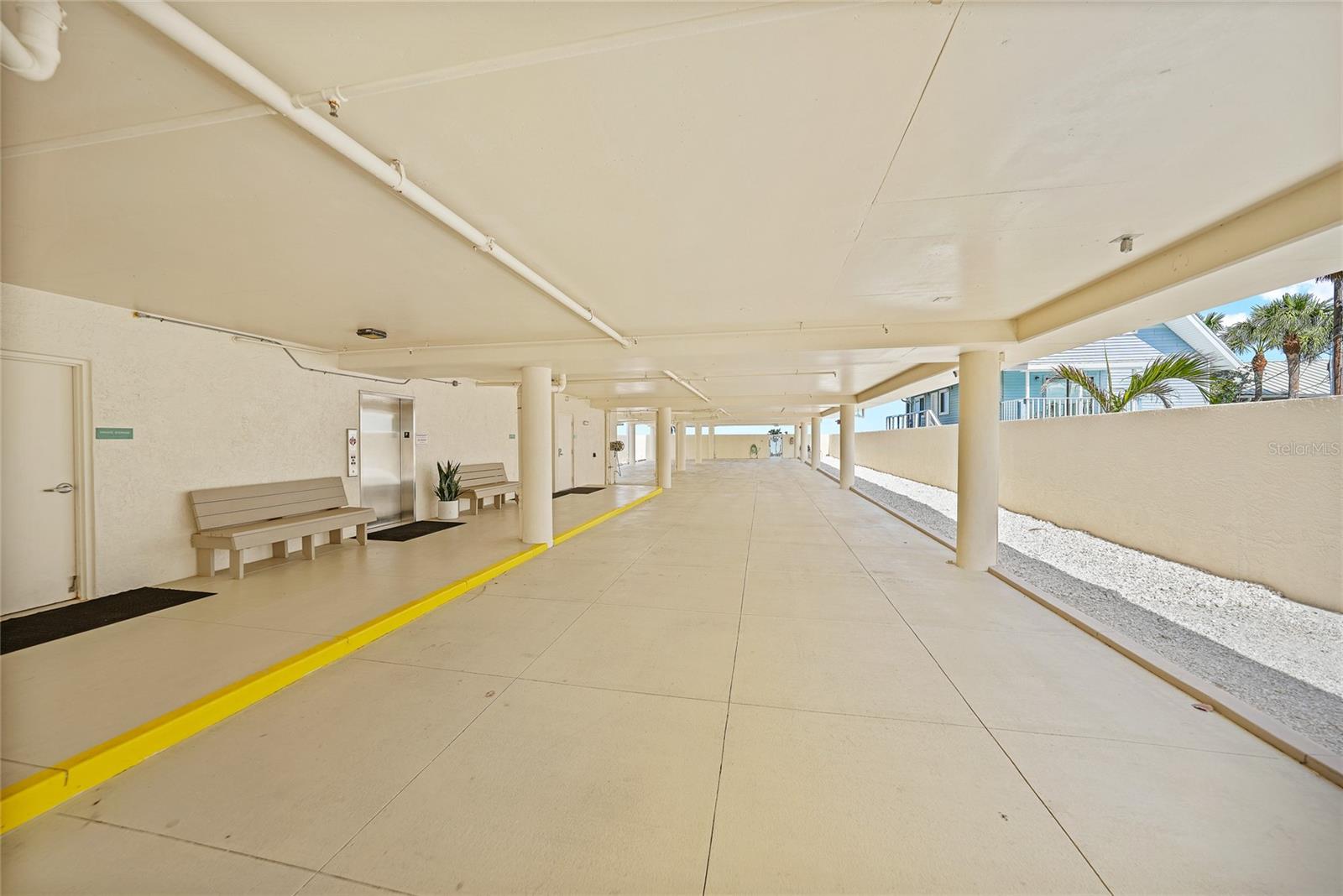 Image 36 of 46 For 2590 Beach Road 5