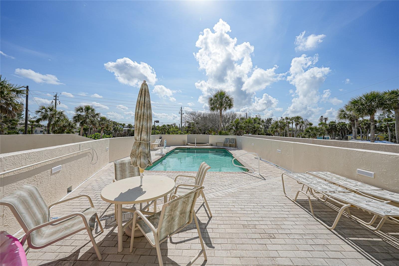 Image 37 of 46 For 2590 Beach Road 5