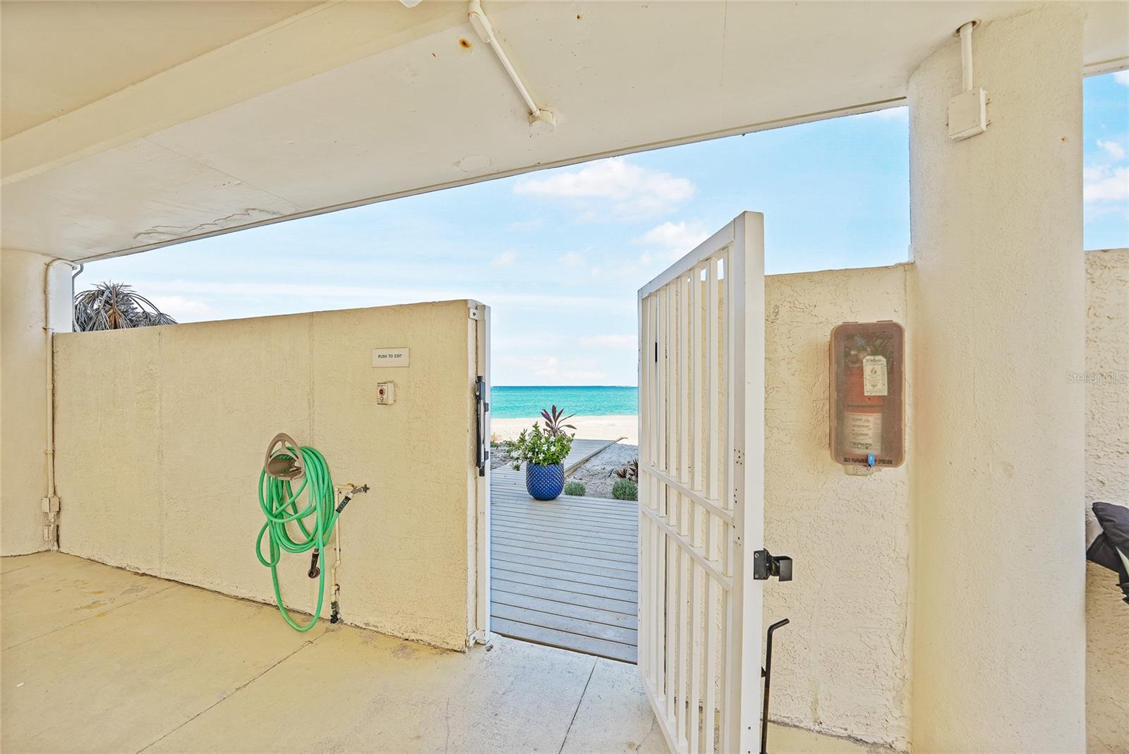 Image 38 of 46 For 2590 Beach Road 5