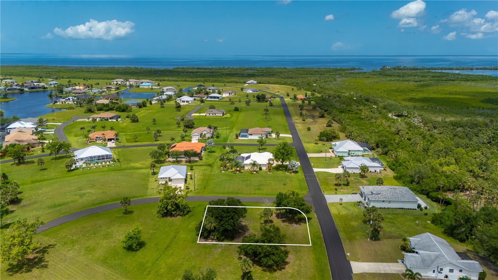 Image 10 of 11 For 16842 Acapulco Road