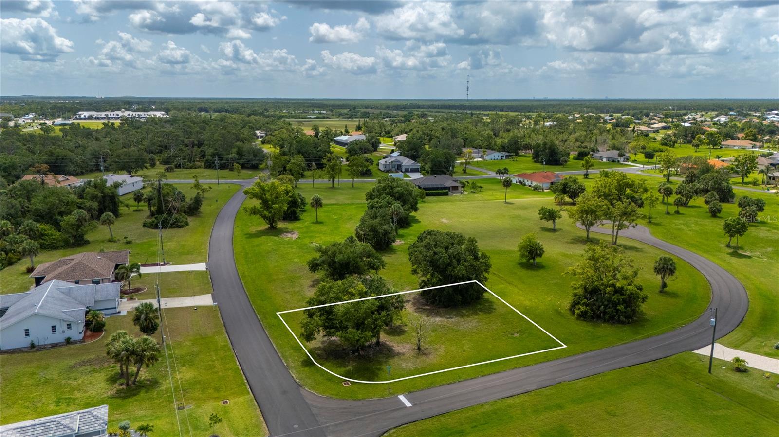 Image 6 of 11 For 16842 Acapulco Road