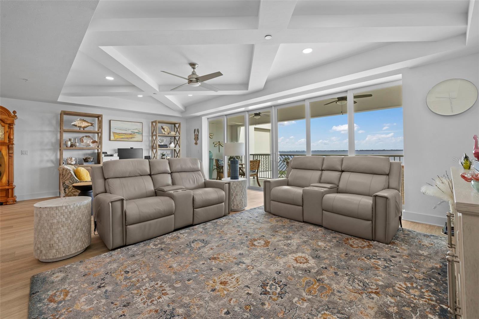 Image 2 of 63 For 1425 Park Beach Circle 1310
