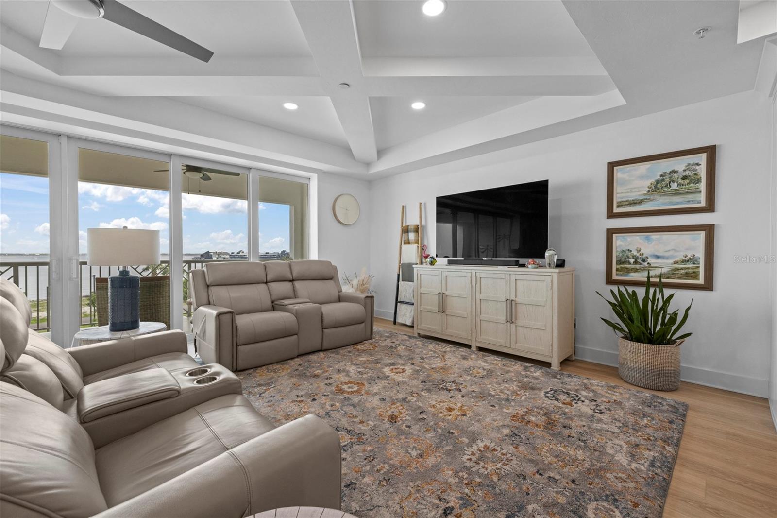 Image 3 of 63 For 1425 Park Beach Circle 1310