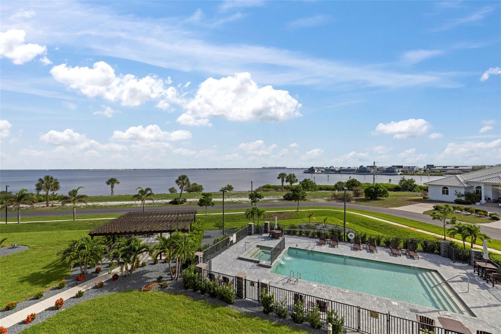 Image 37 of 63 For 1425 Park Beach Circle 1310