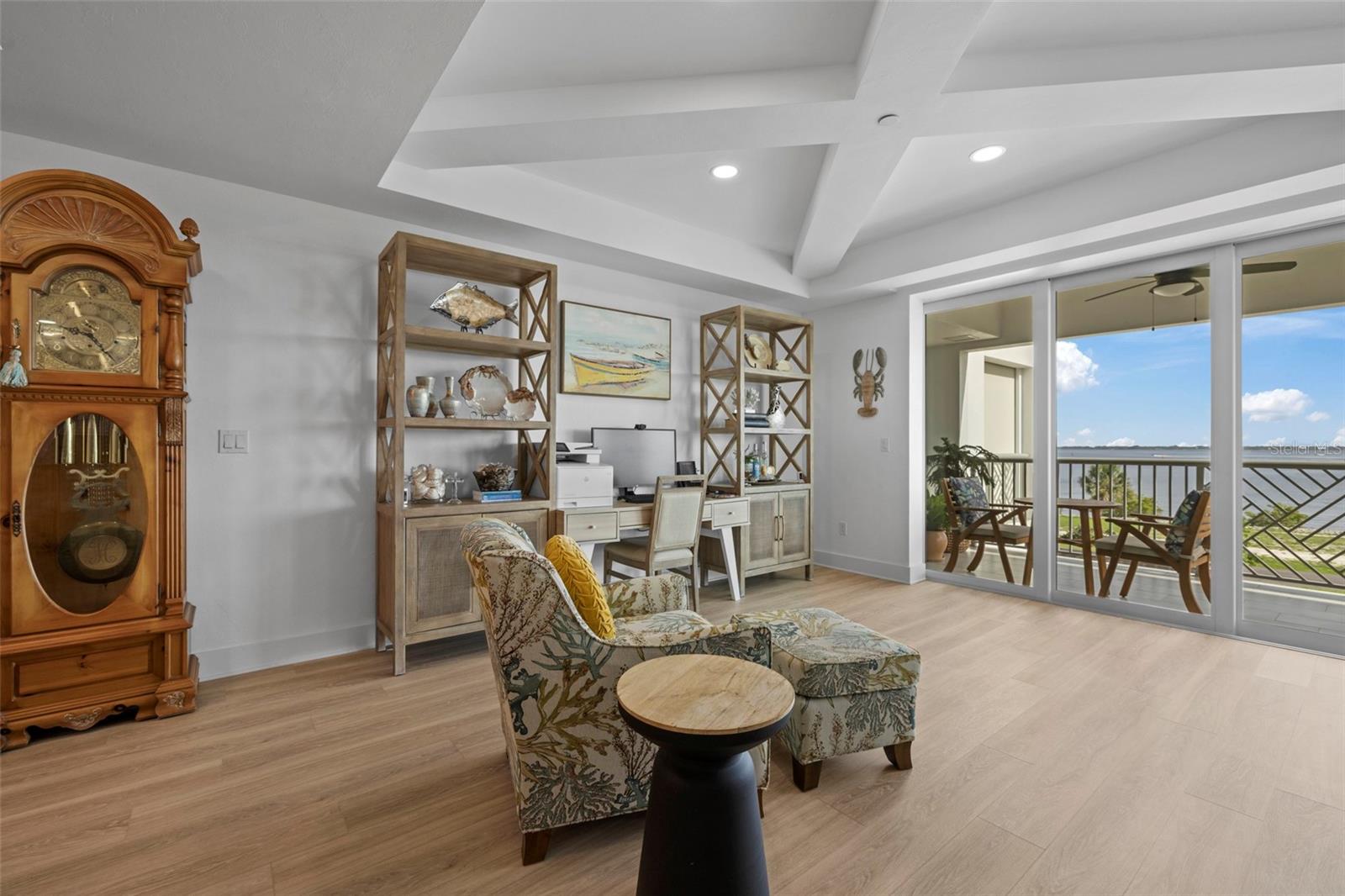 Image 6 of 63 For 1425 Park Beach Circle 1310