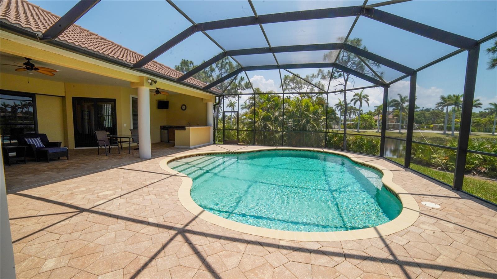 Image 4 of 41 For 6057 Calusa Ridge Trail