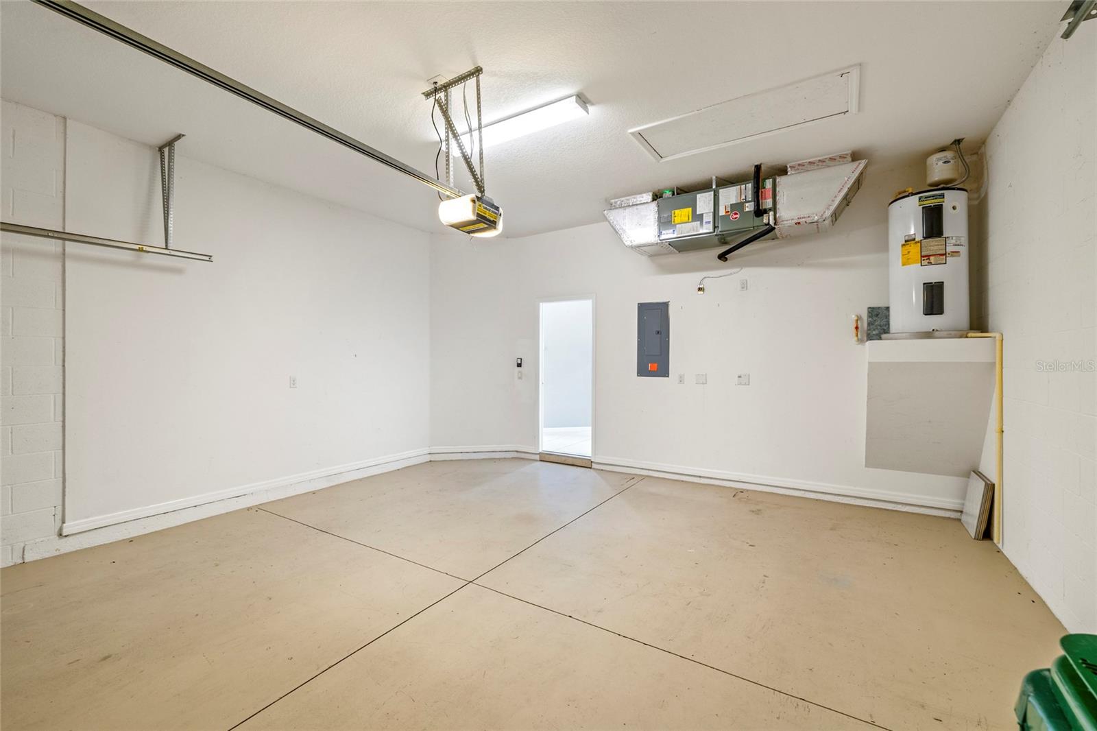 Image 34 of 35 For 24016 Buckingham Way