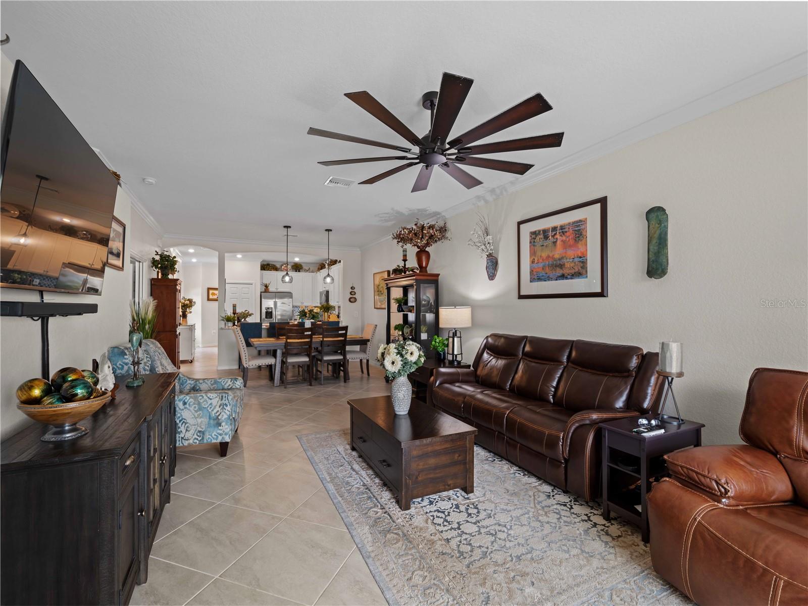 Image 12 of 50 For 17857 Woodland Court