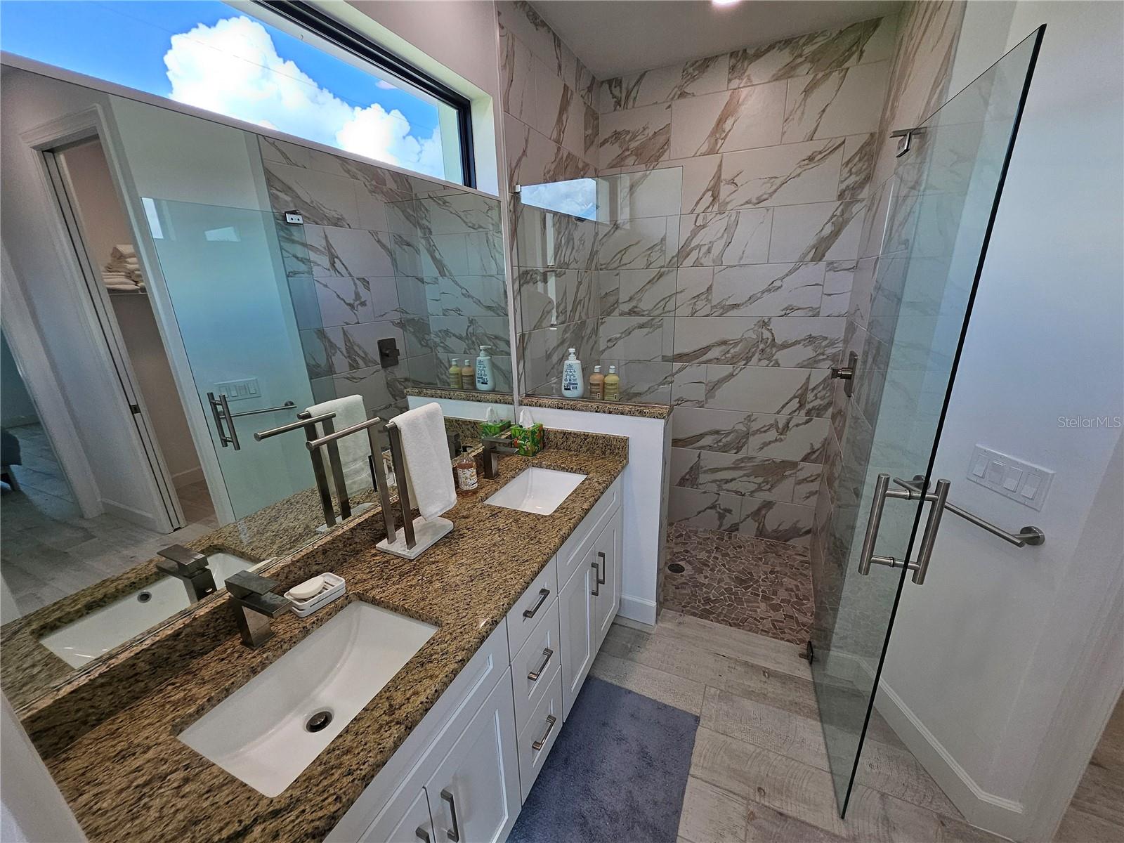 Image 20 of 35 For 136 Kamal Parkway