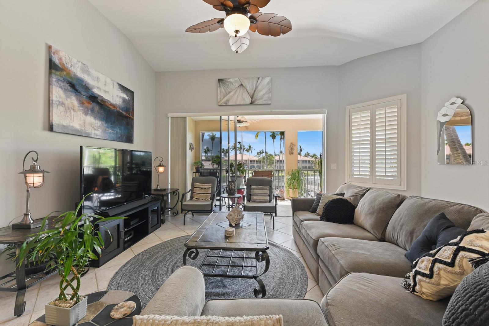 Image 19 of 61 For 3328 Sunset Key Circle D