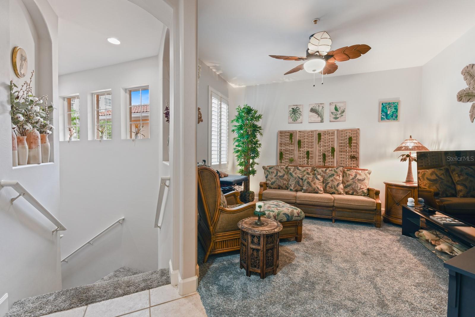 Image 4 of 61 For 3328 Sunset Key Circle D