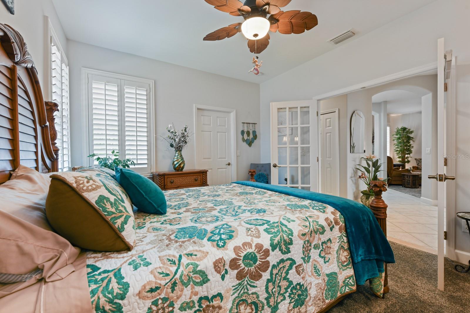 Image 40 of 61 For 3328 Sunset Key Circle D