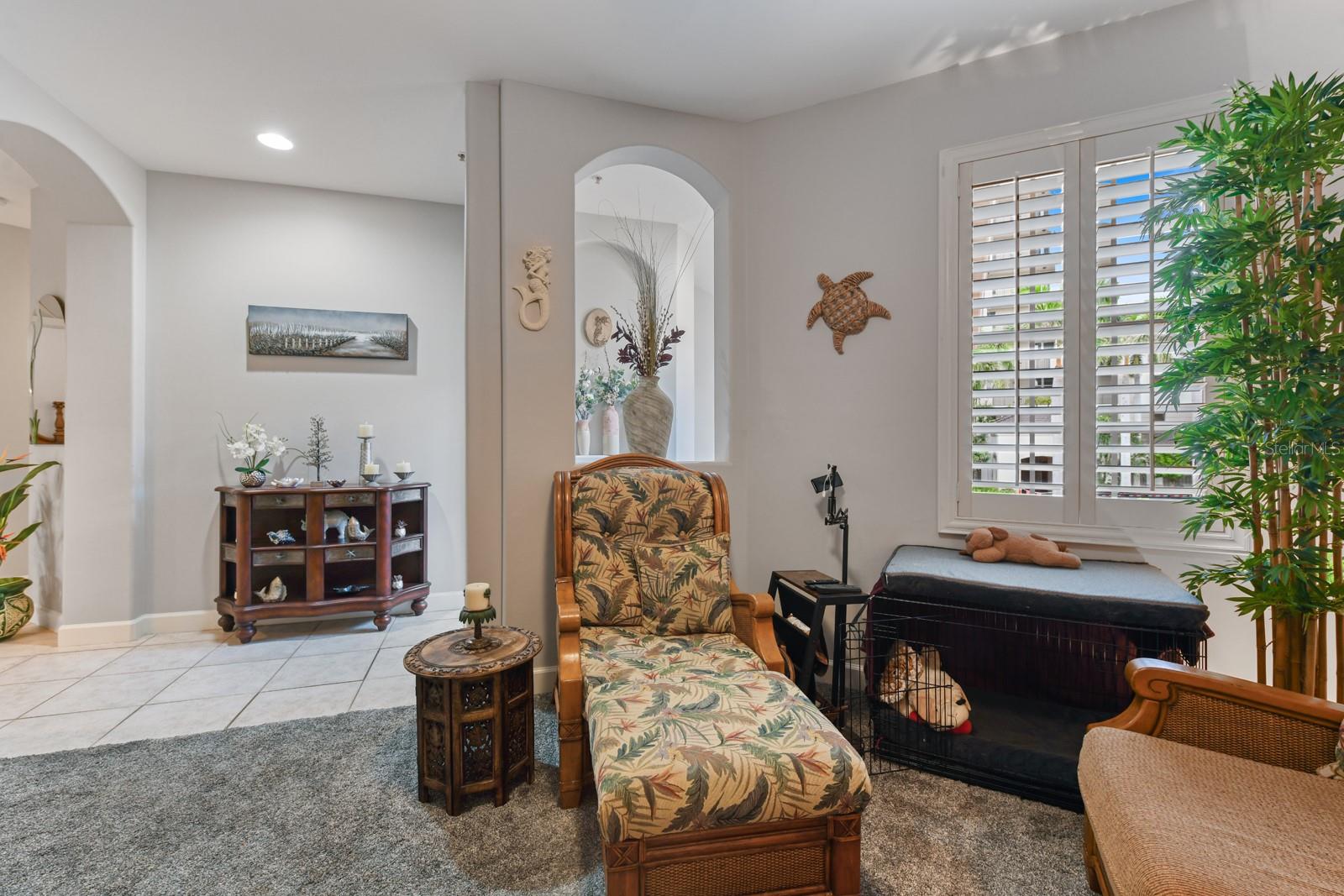 Image 7 of 61 For 3328 Sunset Key Circle D