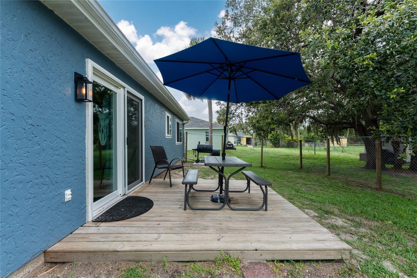 Image 41 of 57 For 4583 Salford Boulevard