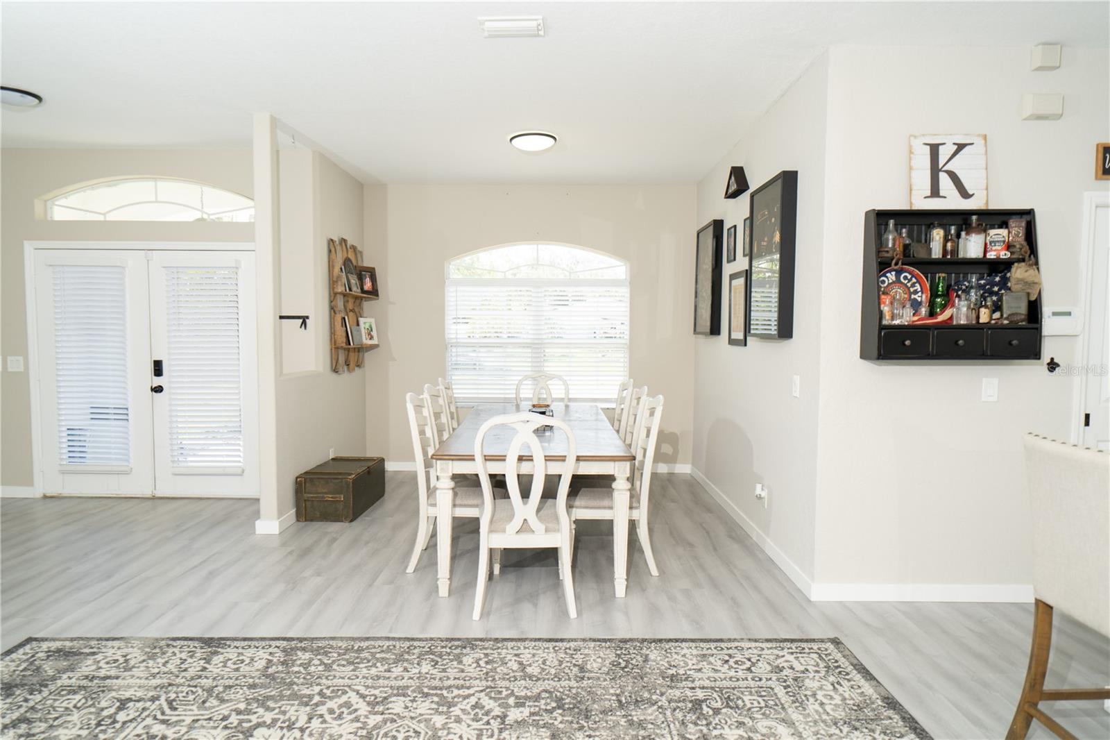 Image 5 of 19 For 6794 Loffreda Avenue