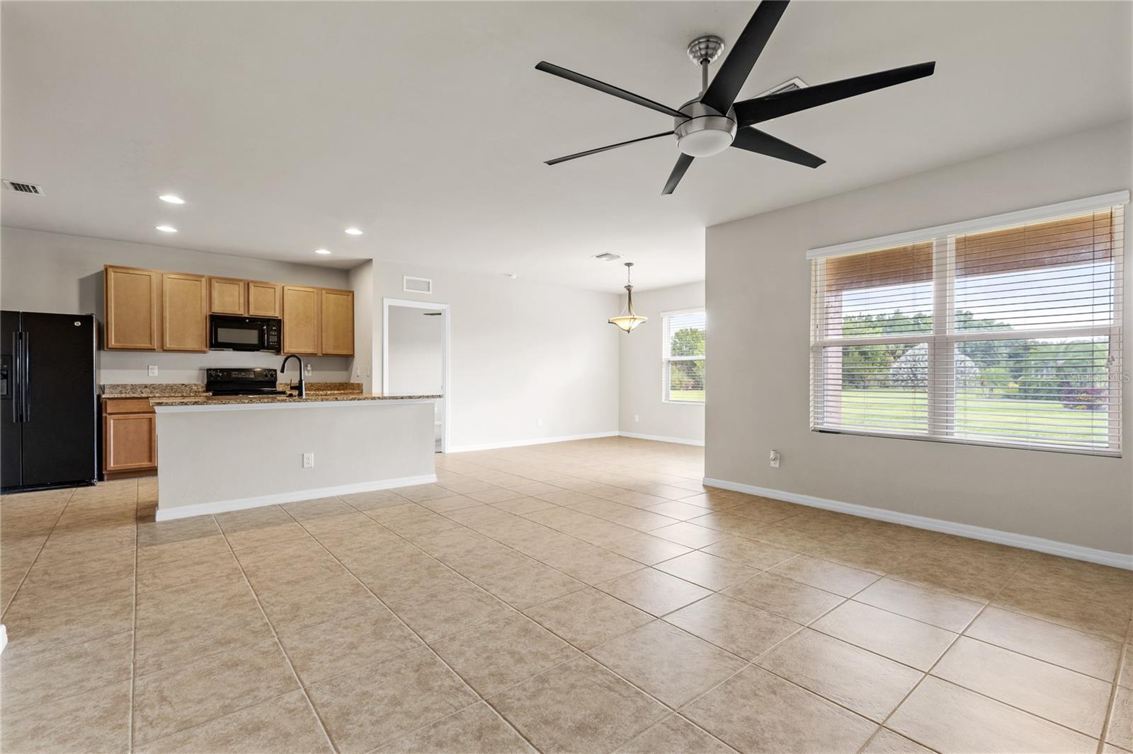 Image 34 of 48 For 15268 Yellow Wood Drive
