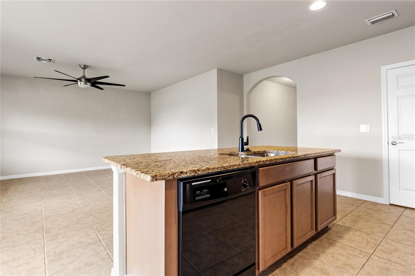 Image 39 of 48 For 15268 Yellow Wood Drive