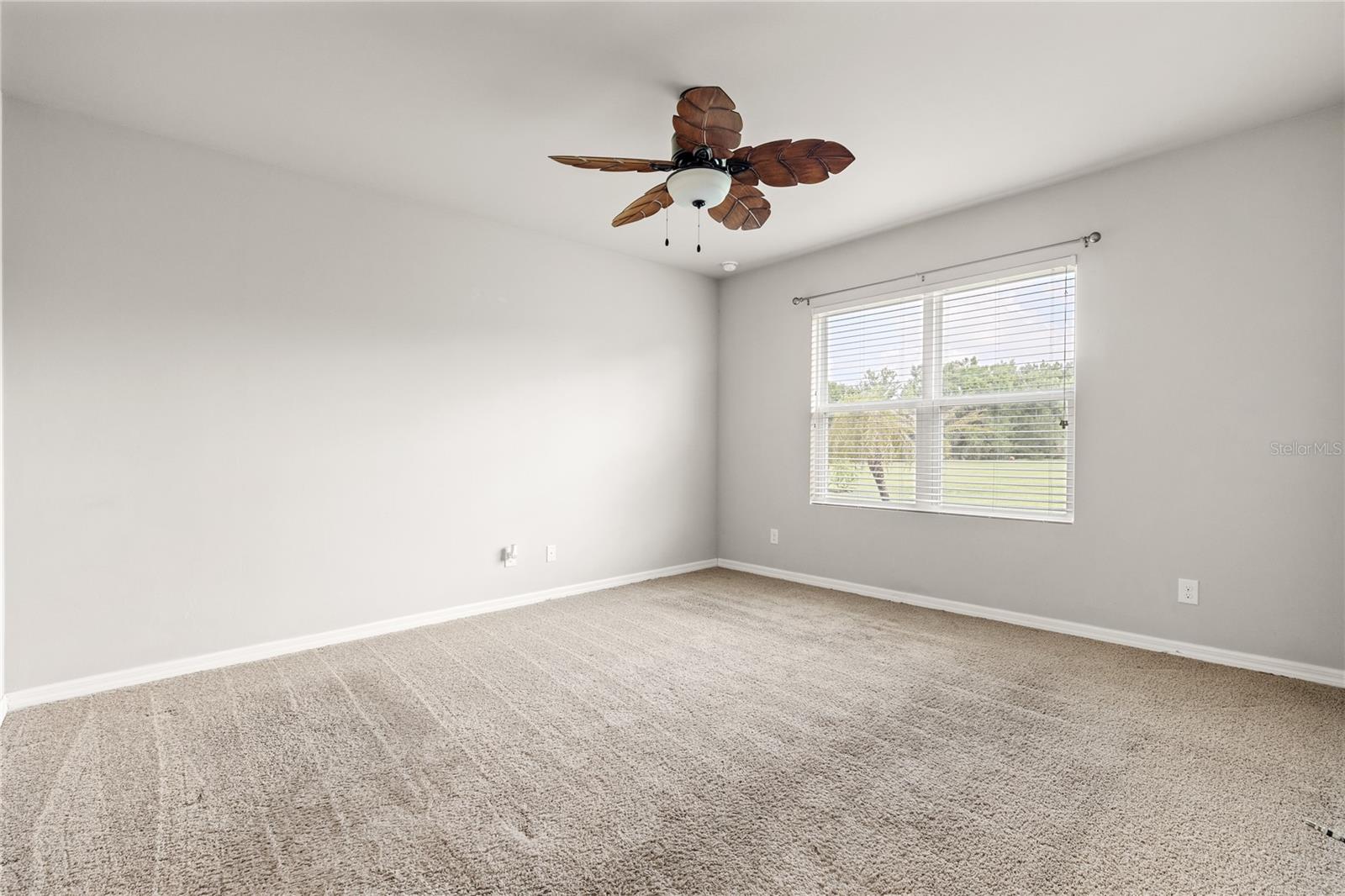 Image 43 of 48 For 15268 Yellow Wood Drive