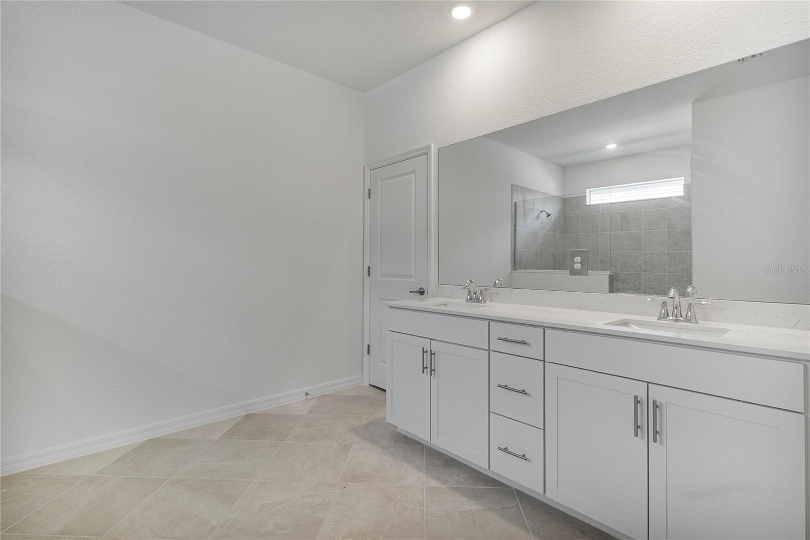 Image 39 of 57 For 11088 Pinot Drive