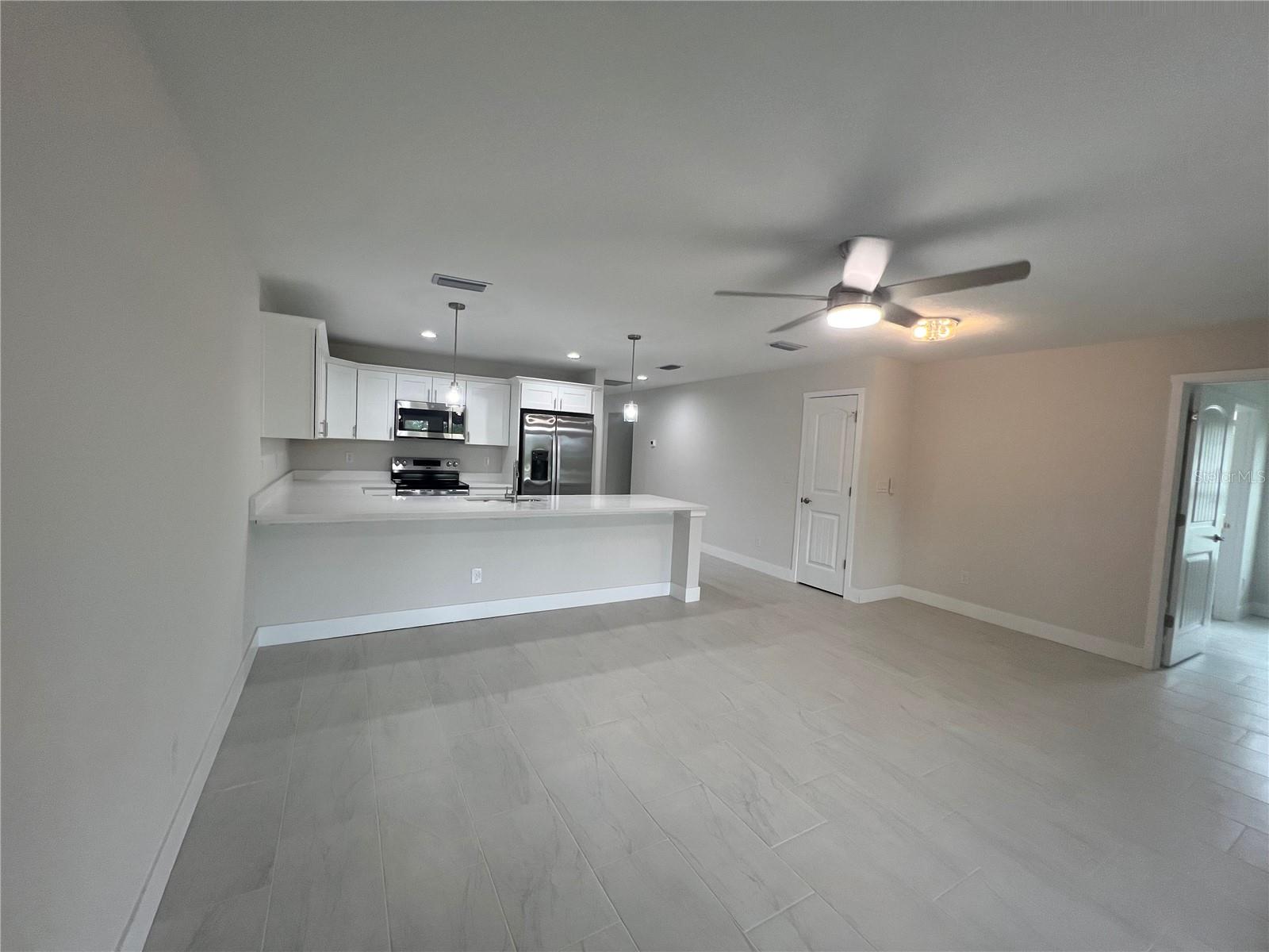 Image 11 of 25 For 12033 Tetzel Avenue