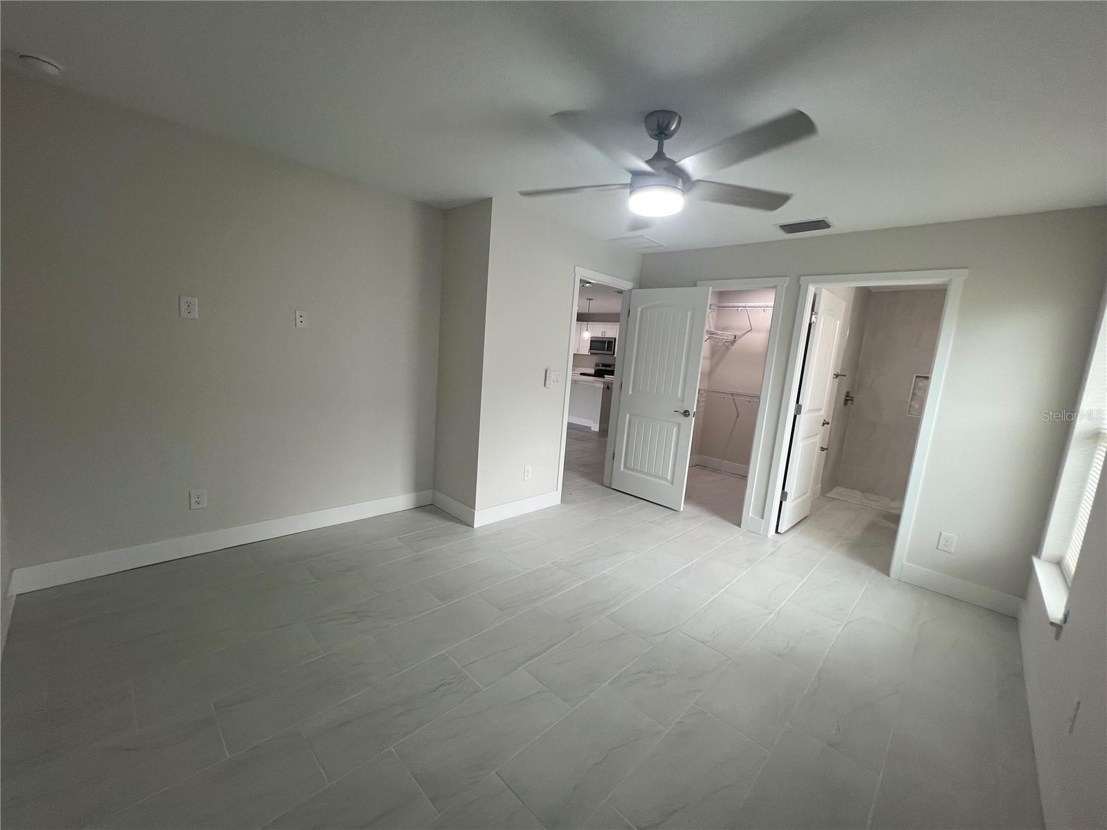 Image 18 of 23 For 12040 Tetzel Avenue