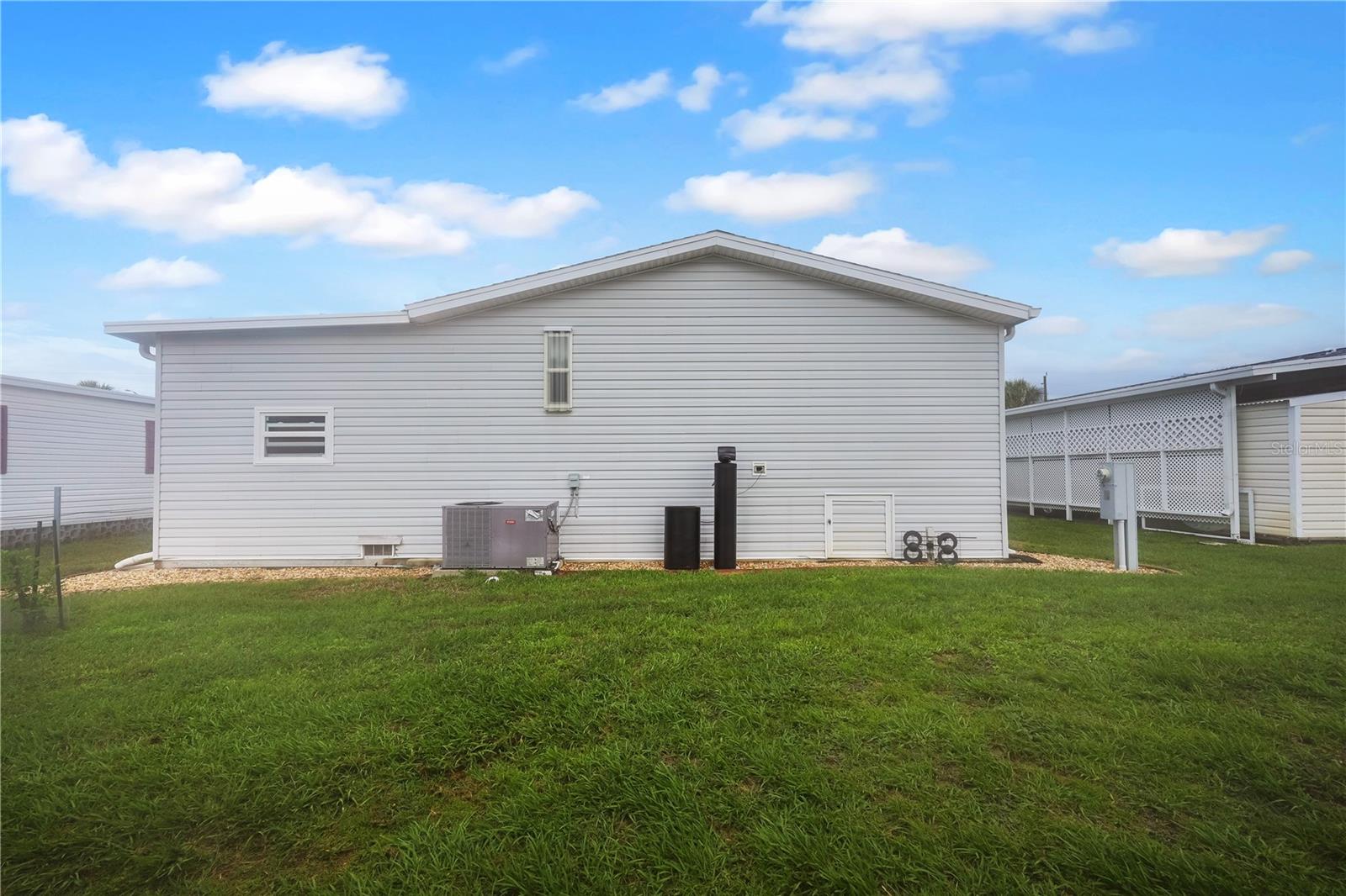 Image 30 of 92 For 2100 Kings Highway 69