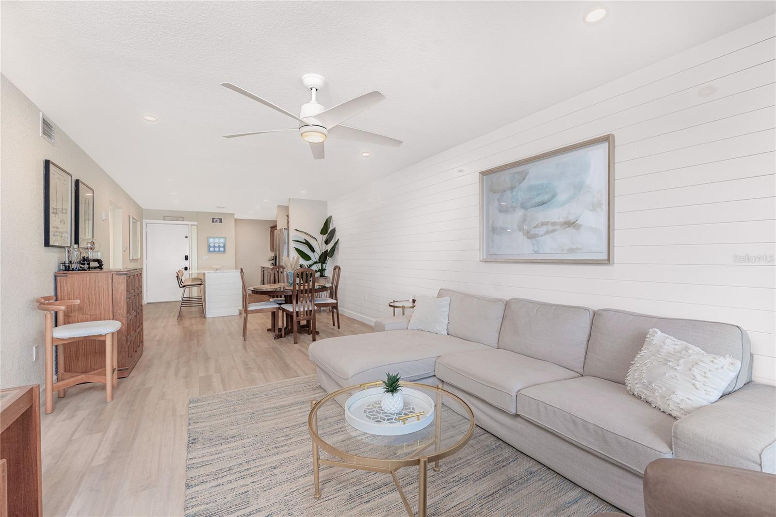 Image 23 of 76 For 1500 Park Beach Circle 3d