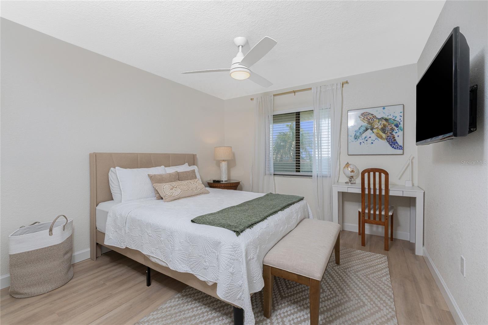 Image 26 of 76 For 1500 Park Beach Circle 3d