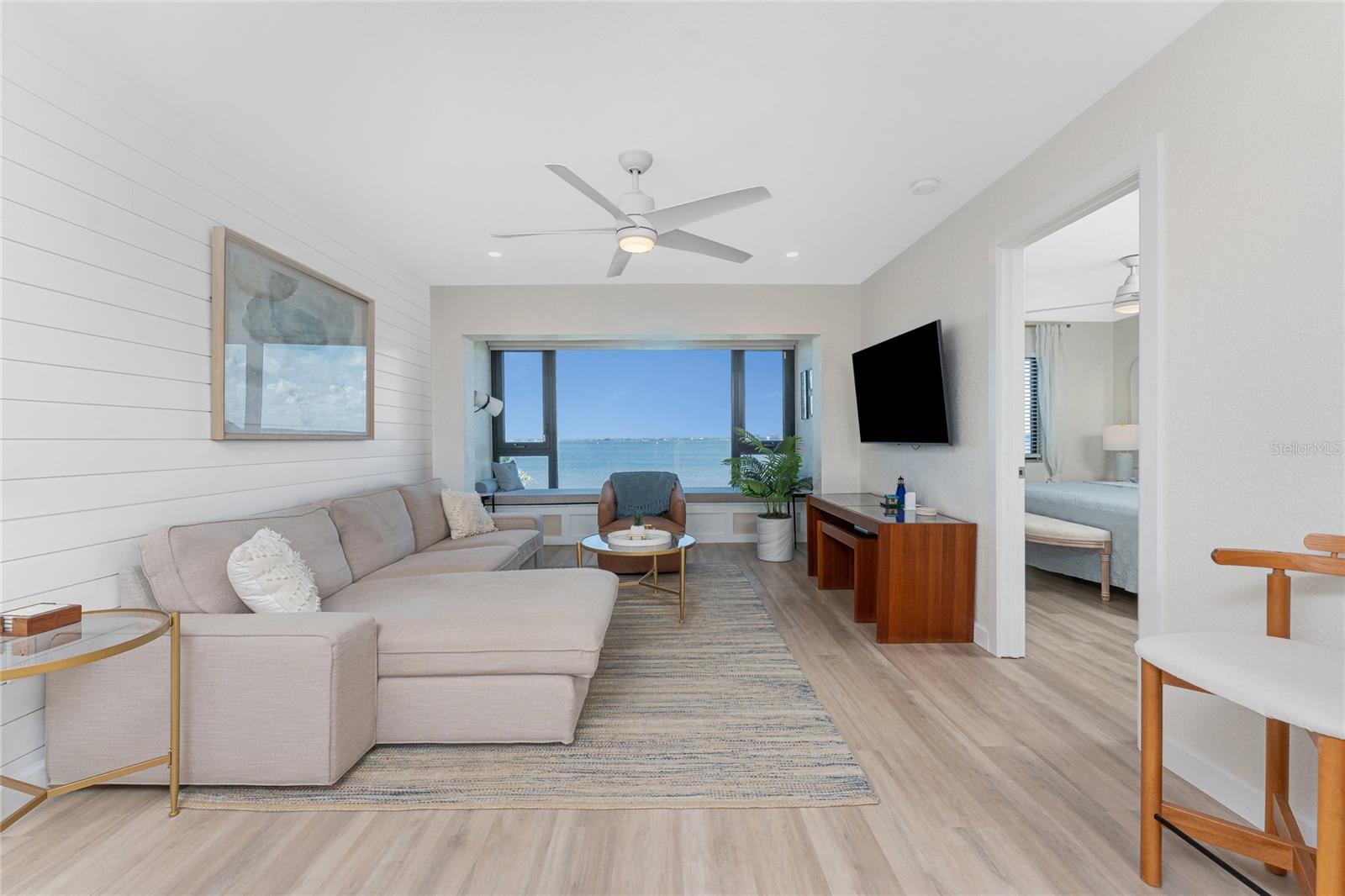 Image 3 of 76 For 1500 Park Beach Circle 3d