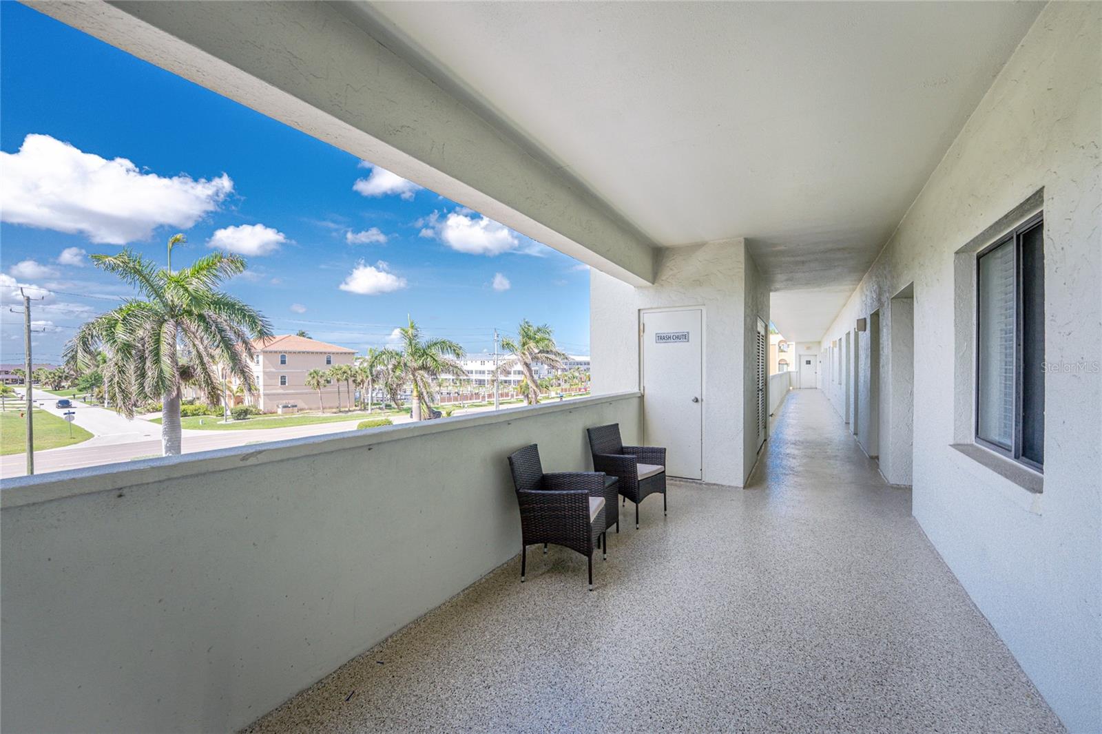 Image 38 of 76 For 1500 Park Beach Circle 3d