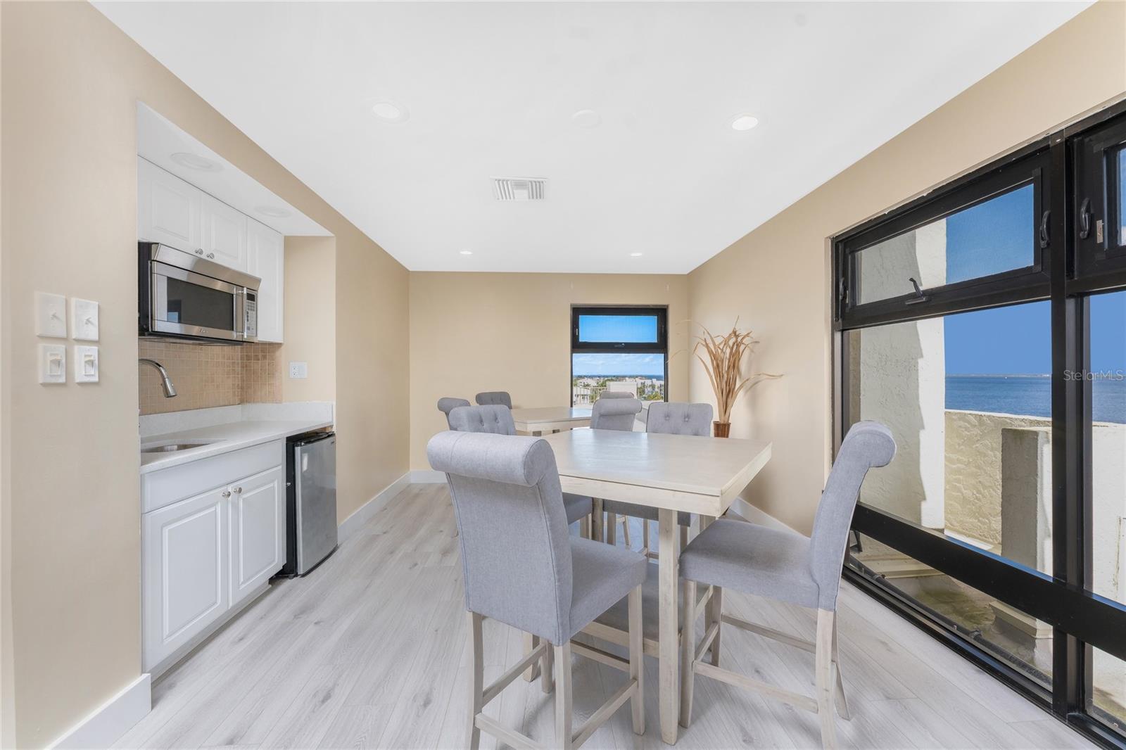 Image 40 of 76 For 1500 Park Beach Circle 3d