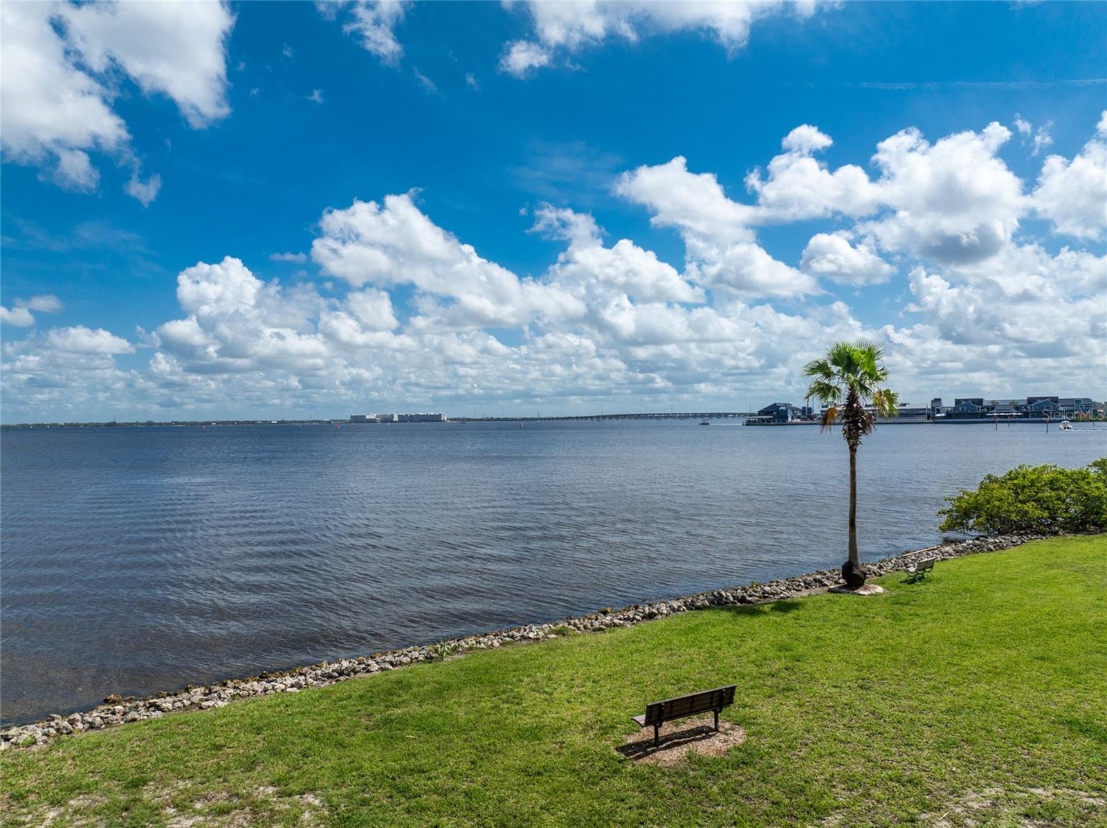 Image 72 of 76 For 1500 Park Beach Circle 3d
