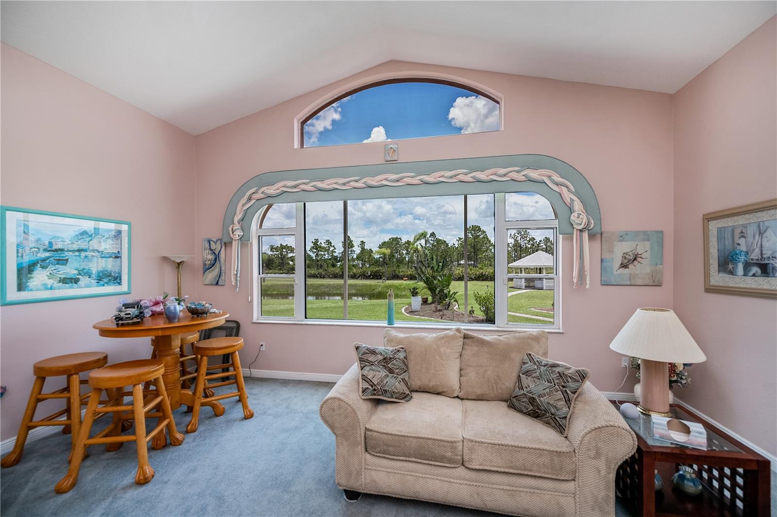 Image 30 of 84 For 17400 White Water Court