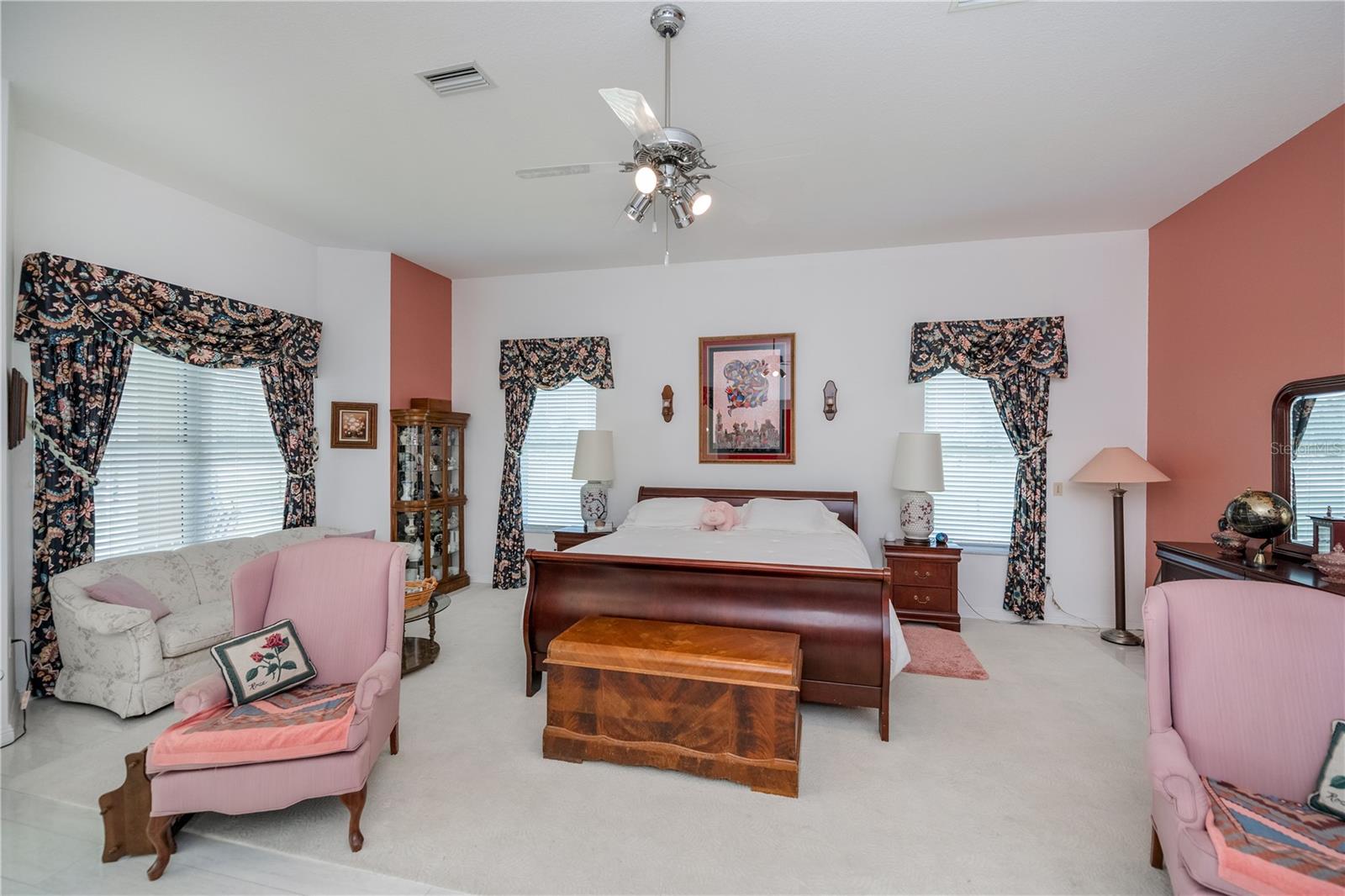 Image 36 of 84 For 17400 White Water Court